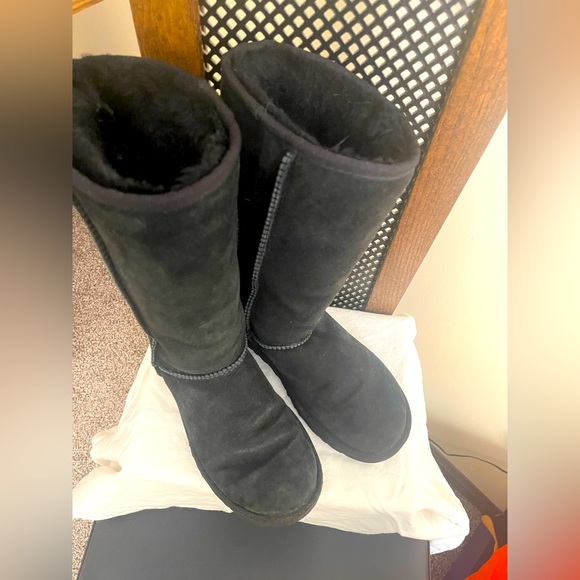 The New Classic Tall II Boot from UGG® - Picture 3 of 4